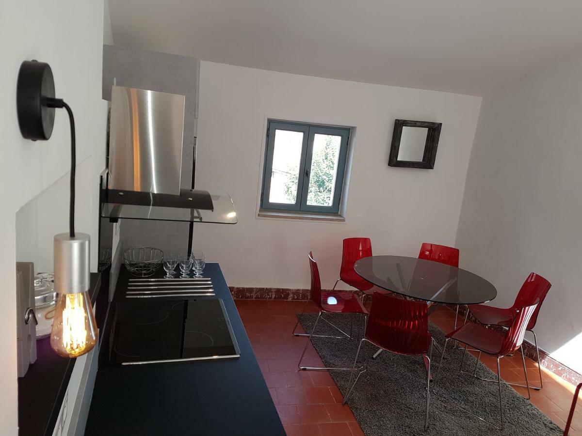 Casa de Férias L'escalier Rouge Arles